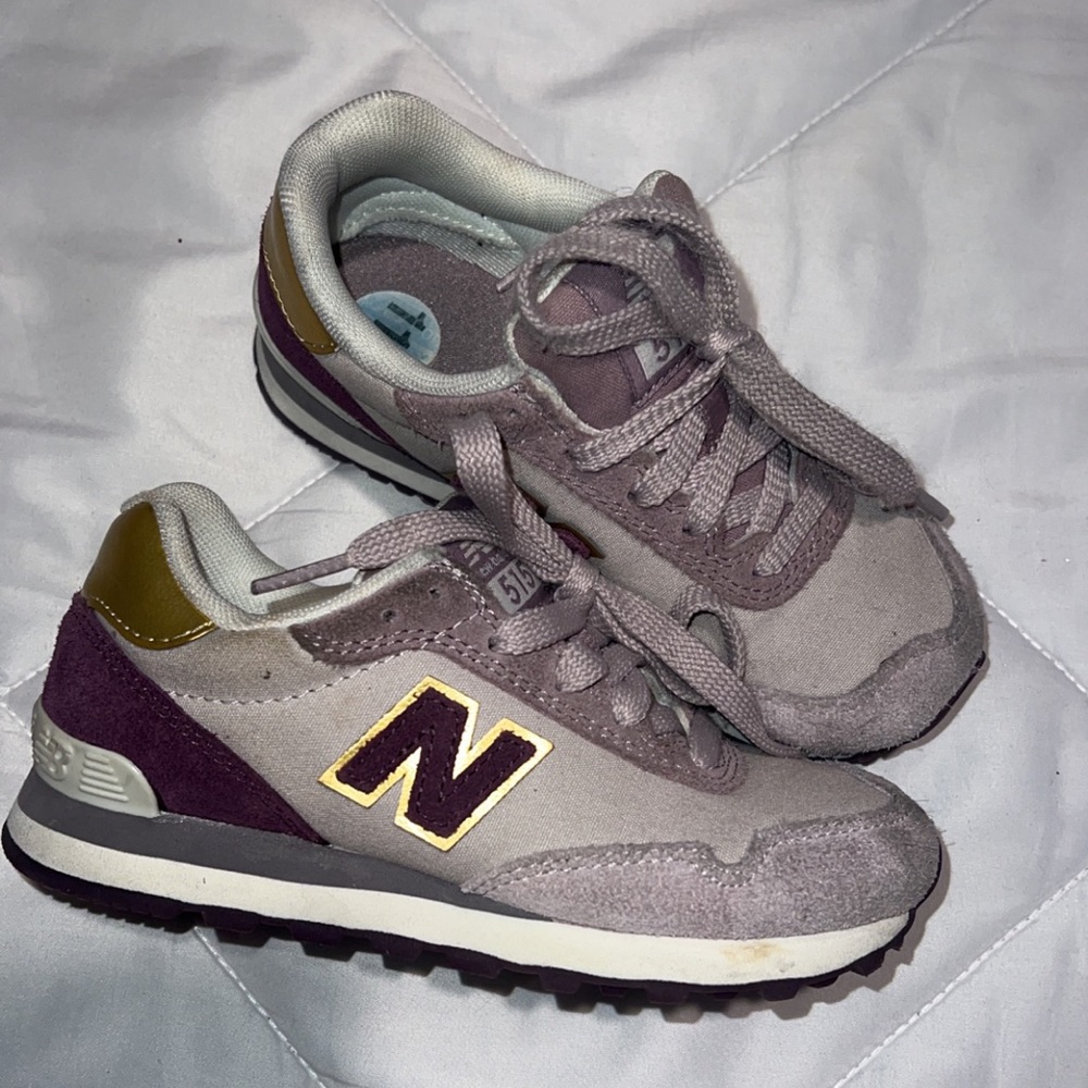 New Balance - Picture 2 of 5